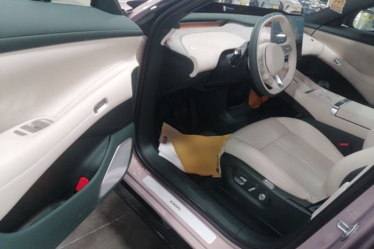 Used Xiaomi Auto YU7 2025 Ultra-Long Range Rear-Wheel Drive Version Driver Seat