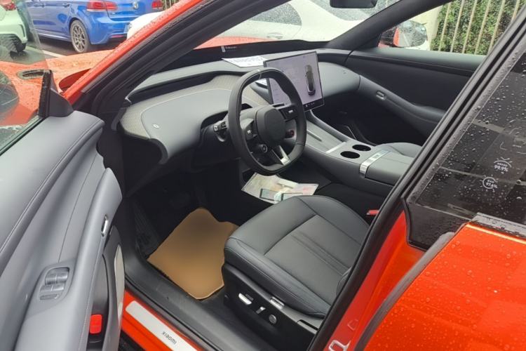 Used Xiaomi Auto YU7 2025 Ultra-Long Range High-Performance All-Wheel-Drive Max Edition Driver Seat