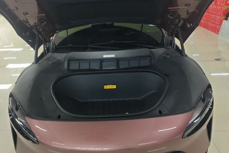 Used Xiaomi Auto YU7 2025 Ultra-Long Range All-Wheel Drive Pro Version Engine Bay