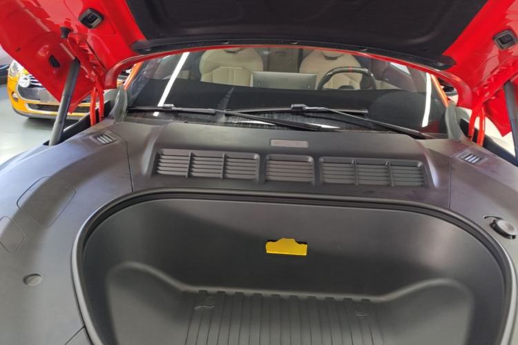 Used Xiaomi Auto YU7 2025 Ultra-Long Range High-Performance All-Wheel-Drive Max Edition Engine Bay