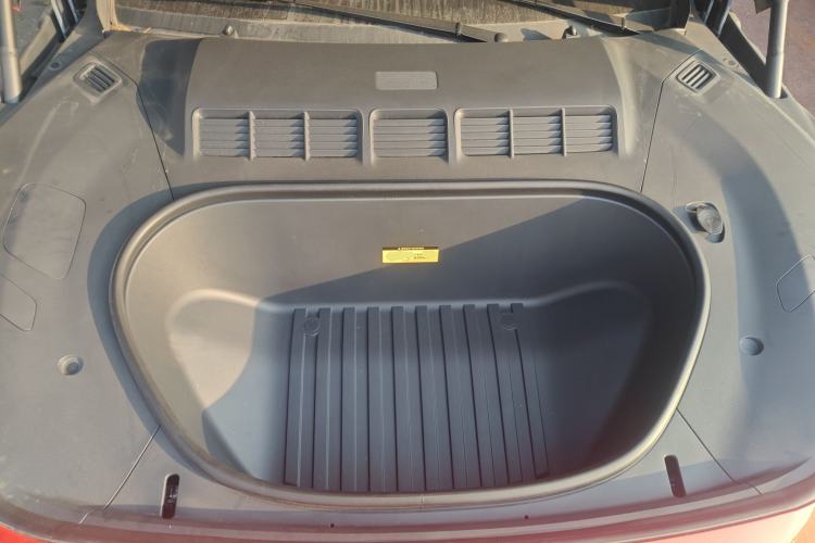 Used Xiaomi Auto YU7 2025 Ultra-Long Range High-Performance All-Wheel-Drive Max Edition Engine Bay