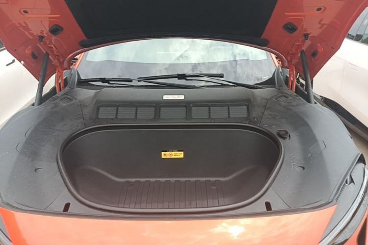 Used Xiaomi Auto YU7 2025 Ultra-Long Range High-Performance All-Wheel-Drive Max Edition Engine Bay