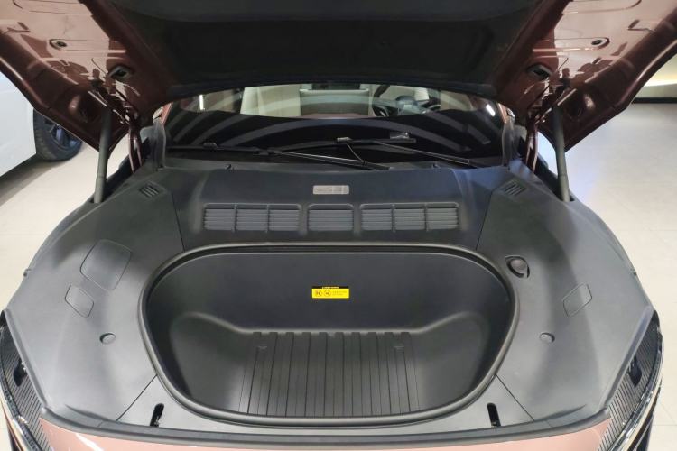 Used Xiaomi Auto YU7 2025 Ultra-Long Range High-Performance All-Wheel-Drive Max Edition Engine Bay