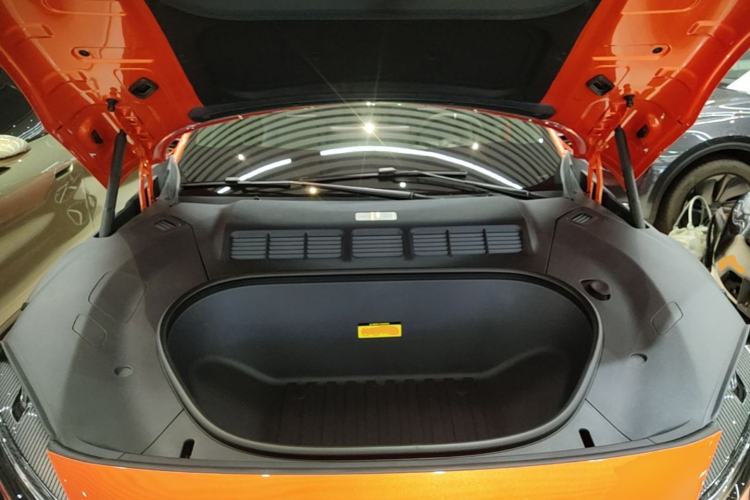 Used Xiaomi Auto YU7 2025 Ultra-Long Range High-Performance All-Wheel-Drive Max Edition Engine Bay