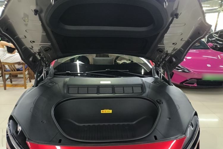Used Xiaomi Auto YU7 2025 Ultra-Long Range High-Performance All-Wheel-Drive Max Edition Engine Bay
