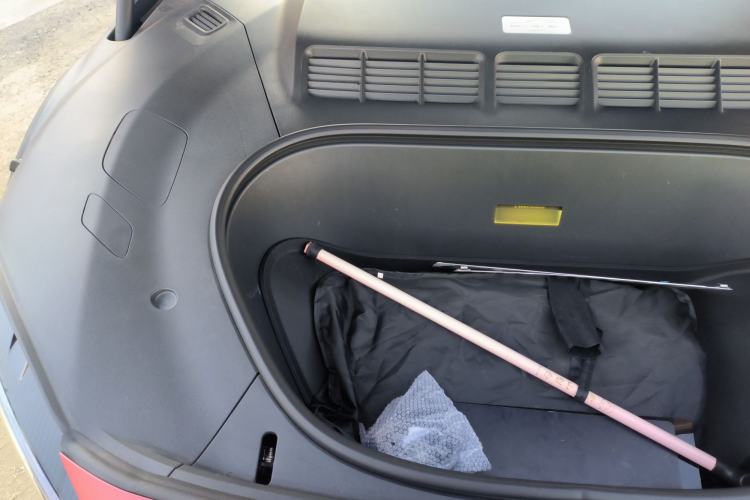 Used Xiaomi Auto YU7 2025 Ultra-Long Range High-Performance All-Wheel-Drive Max Edition Engine Bay Right