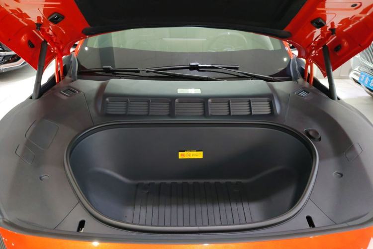 Used Xiaomi Auto YU7 2025 Ultra-Long Range High-Performance All-Wheel-Drive Max Edition Engine Bay