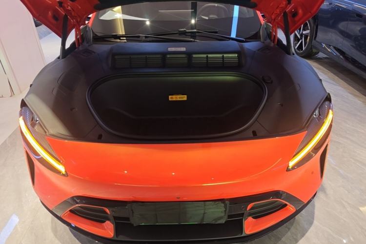 Used Xiaomi Auto YU7 2025 Ultra-Long Range High-Performance All-Wheel-Drive Max Edition Engine Bay