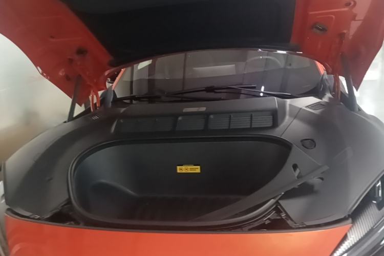 Used Xiaomi Auto YU7 2025 Ultra-Long Range High-Performance All-Wheel-Drive Max Edition Engine Bay