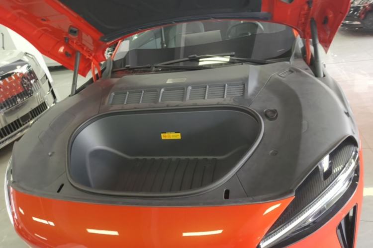 Used Xiaomi Auto YU7 2025 Ultra-Long Range High-Performance All-Wheel-Drive Max Edition Engine Bay