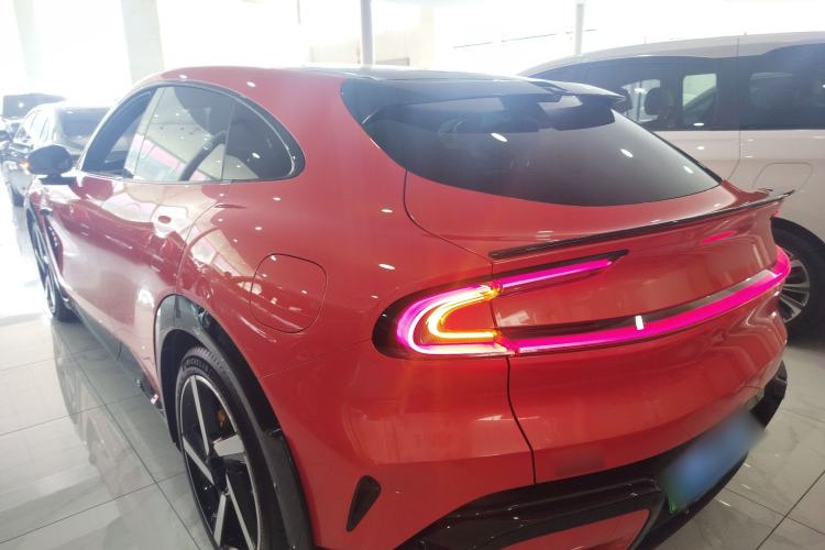 Used Xiaomi Auto YU7 2025 Ultra-Long Range High-Performance All-Wheel-Drive Max Edition Exterior 2