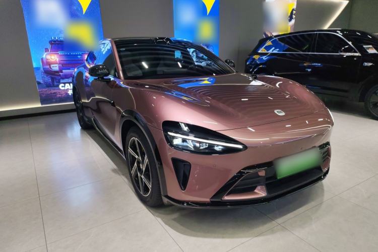 Used Xiaomi Auto YU7 2025 Ultra-Long Range High-Performance All-Wheel-Drive Max Edition Exterior 2