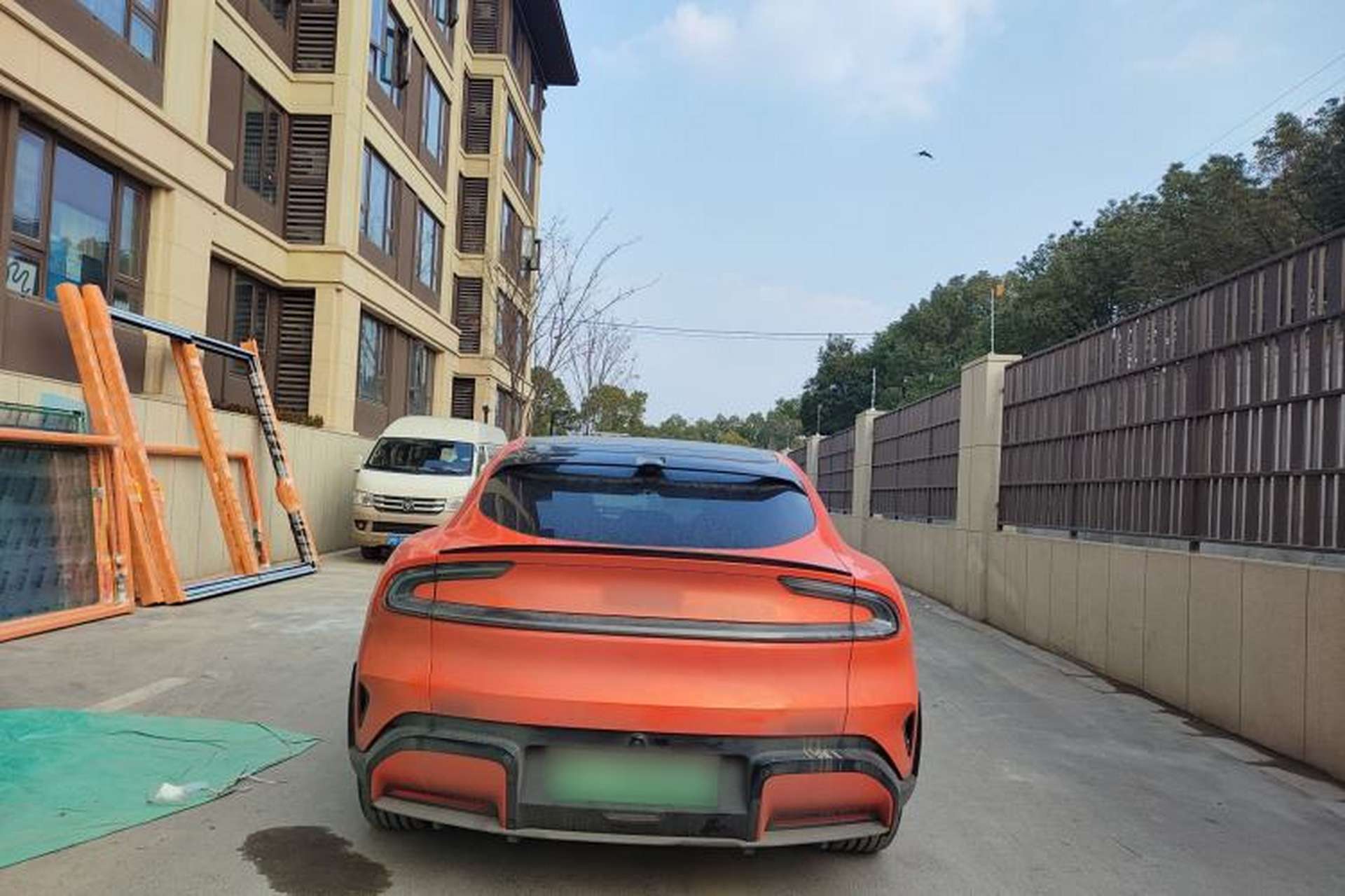 Used Xiaomi Auto YU7 2025 Ultra-Long Range High-Performance All-Wheel-Drive Max Edition Exterior 3