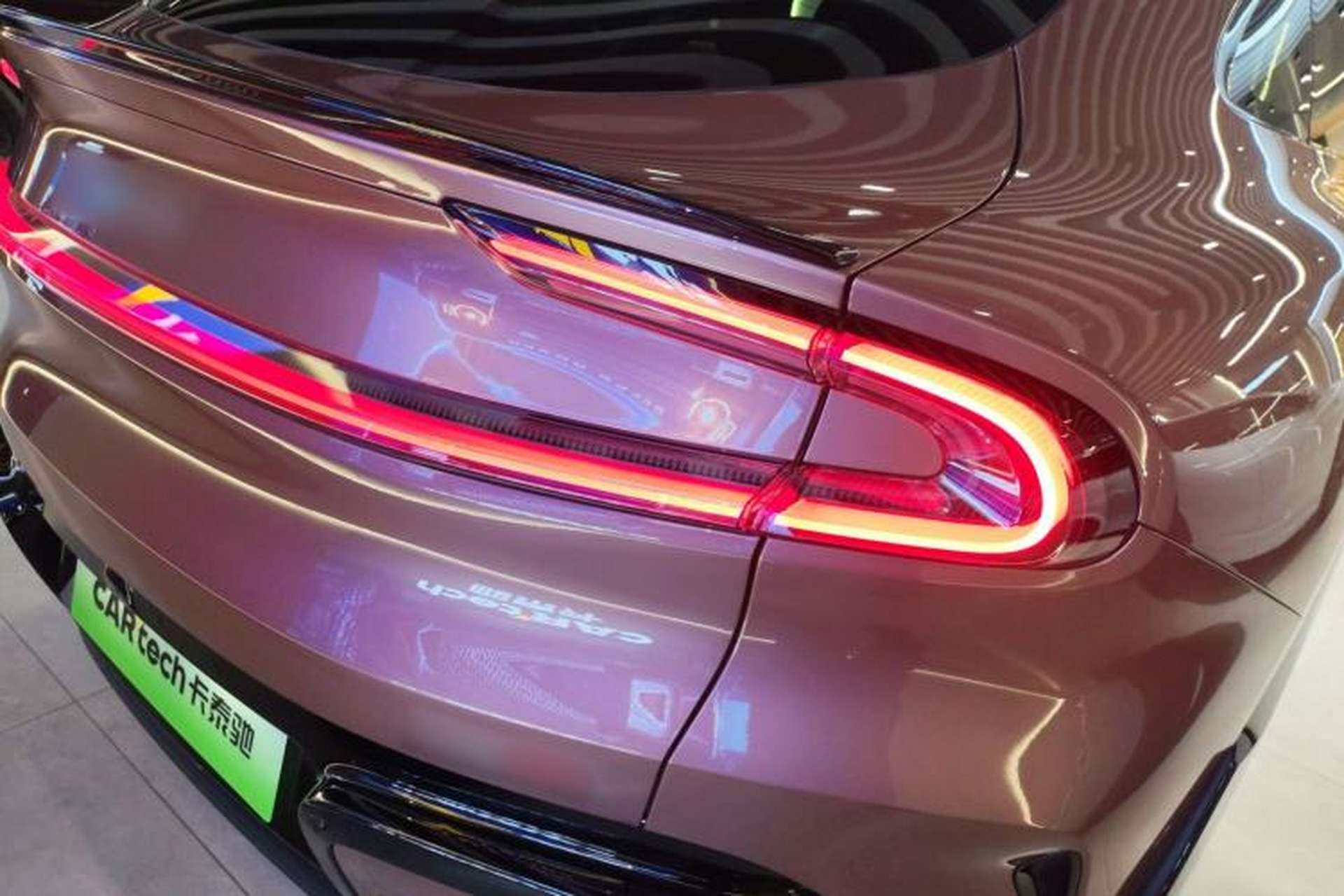 Used Xiaomi Auto YU7 2025 Ultra-Long Range High-Performance All-Wheel-Drive Max Edition Exterior 6