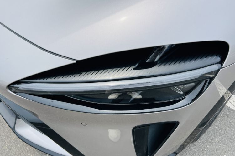 Used Xiaomi Auto YU7 2025 Ultra-Long Range High-Performance All-Wheel-Drive Max Edition Exterior 6
