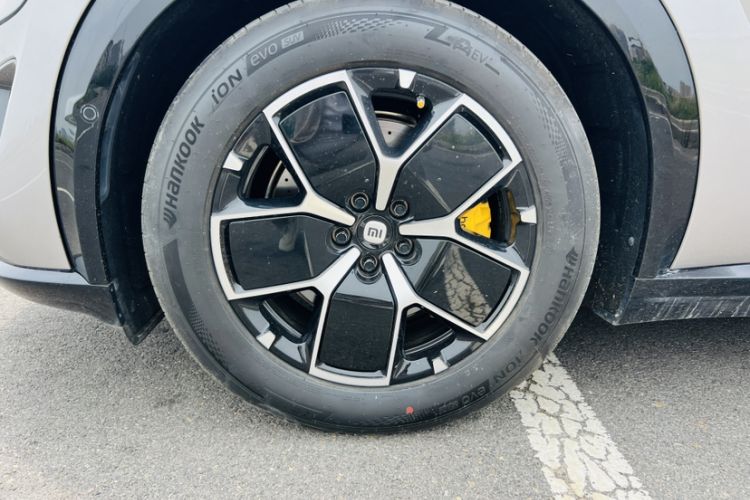 Used Xiaomi Auto YU7 2025 Ultra-Long Range High-Performance All-Wheel-Drive Max Edition Exterior 7