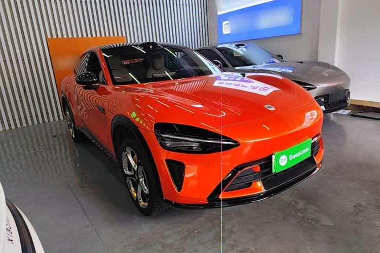 Used Xiaomi Auto YU7 2025 Ultra-Long Range High-Performance All-Wheel-Drive Max Edition Front Right 45 Deg