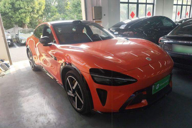 Used Xiaomi Auto YU7 2025 Ultra-Long Range High-Performance All-Wheel-Drive Max Edition Front Right 45 Deg