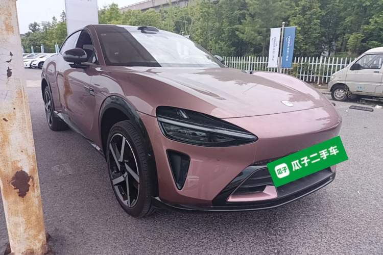 Used Xiaomi Auto YU7 2025 Ultra-Long Range High-Performance All-Wheel-Drive Max Edition Front Right 45 Deg