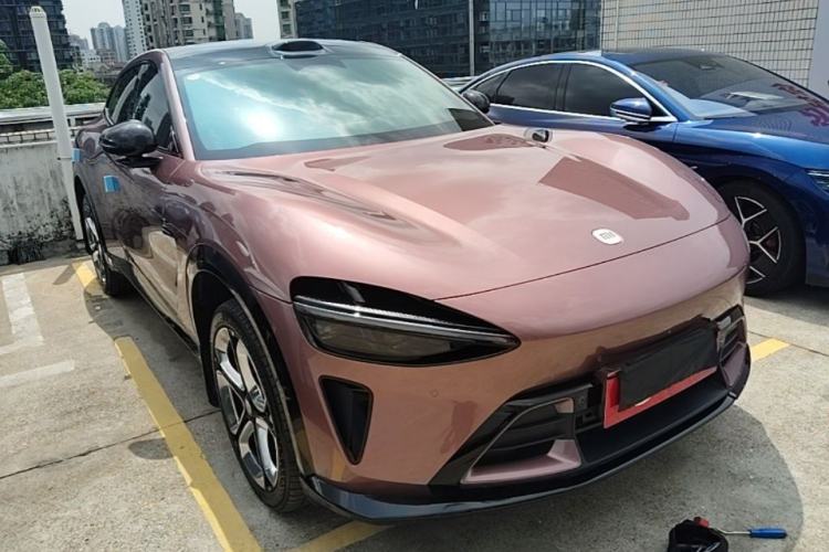 Used Xiaomi Auto YU7 2025 Ultra-Long Range High-Performance All-Wheel-Drive Max Edition Front Right 45 Deg