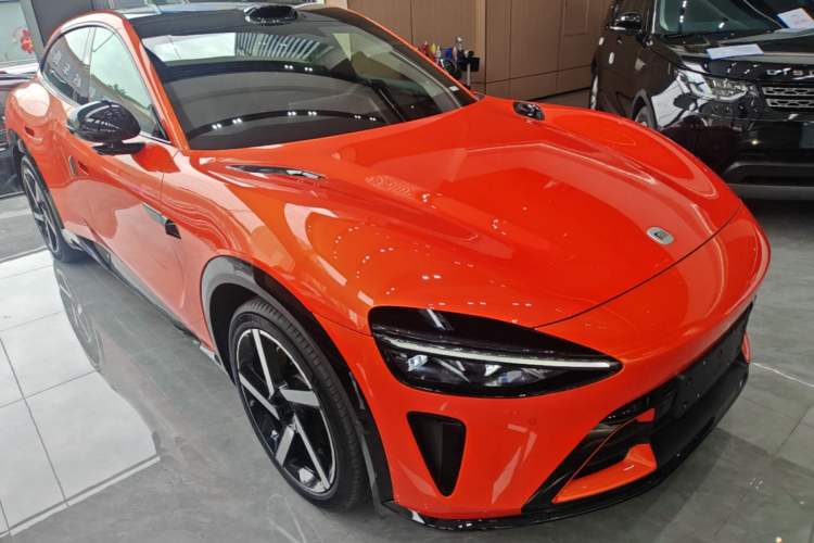 Used Xiaomi Auto YU7 2025 Ultra-Long Range High-Performance All-Wheel-Drive Max Edition Front Right 45 Deg