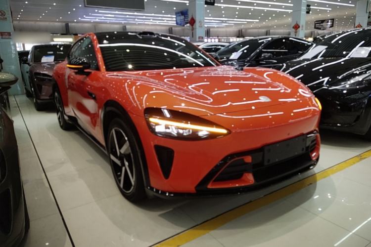 Used Xiaomi Auto YU7 2025 Ultra-Long Range High-Performance All-Wheel-Drive Max Edition Front Right 45 Deg