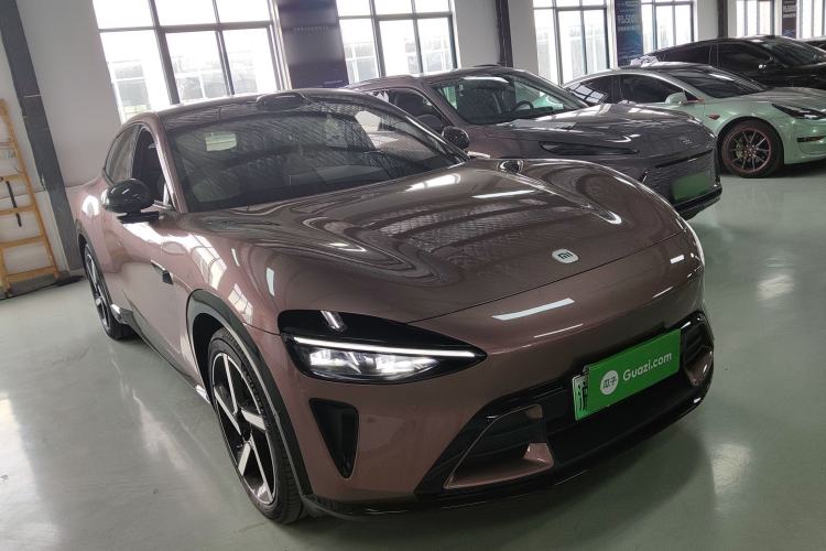 Used Xiaomi Auto YU7 2025 Ultra-Long Range High-Performance All-Wheel-Drive Max Edition Front Right 45 Deg