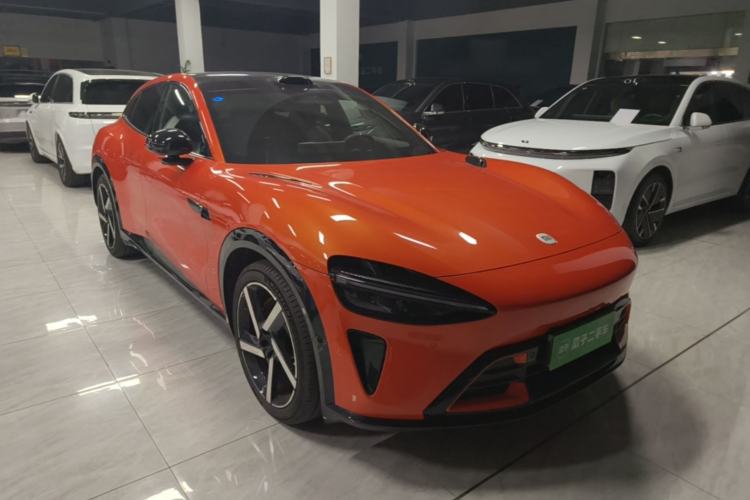 Used Xiaomi Auto YU7 2025 Ultra-Long Range High-Performance All-Wheel-Drive Max Edition Front Right 45 Deg
