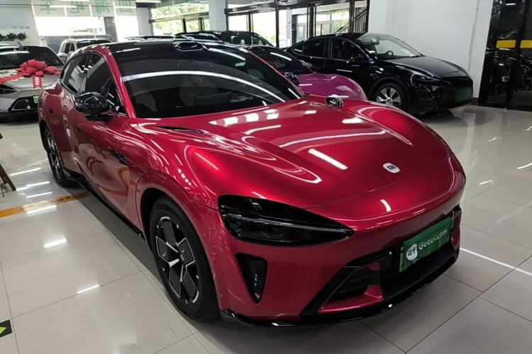 Used Xiaomi Auto YU7 2025 Ultra-Long Range High-Performance All-Wheel-Drive Max Edition Front Right 45 Deg