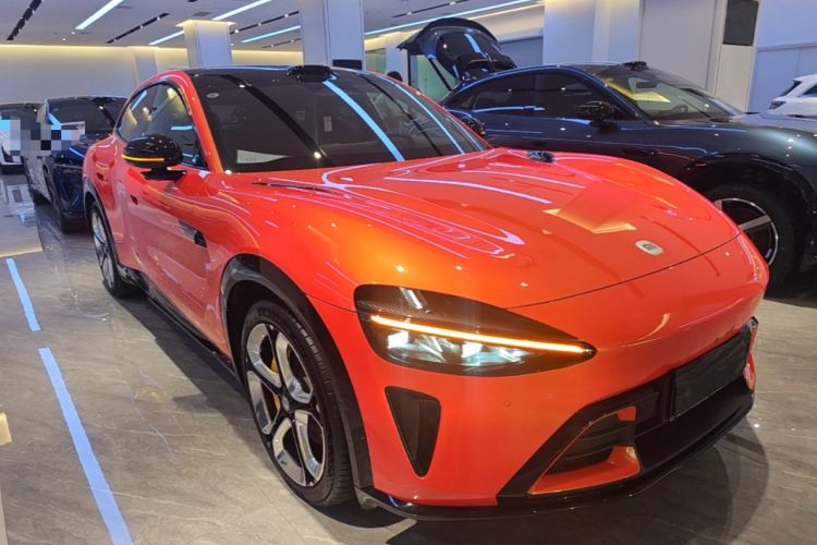 Used Xiaomi Auto YU7 2025 Ultra-Long Range High-Performance All-Wheel-Drive Max Edition Front Right 45 Deg