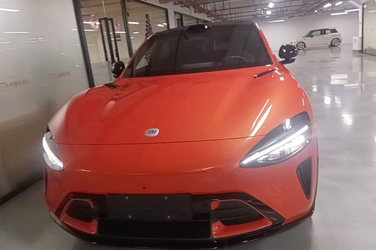 Used Xiaomi Auto YU7 2025 Ultra-Long Range High-Performance All-Wheel-Drive Max Edition Front
