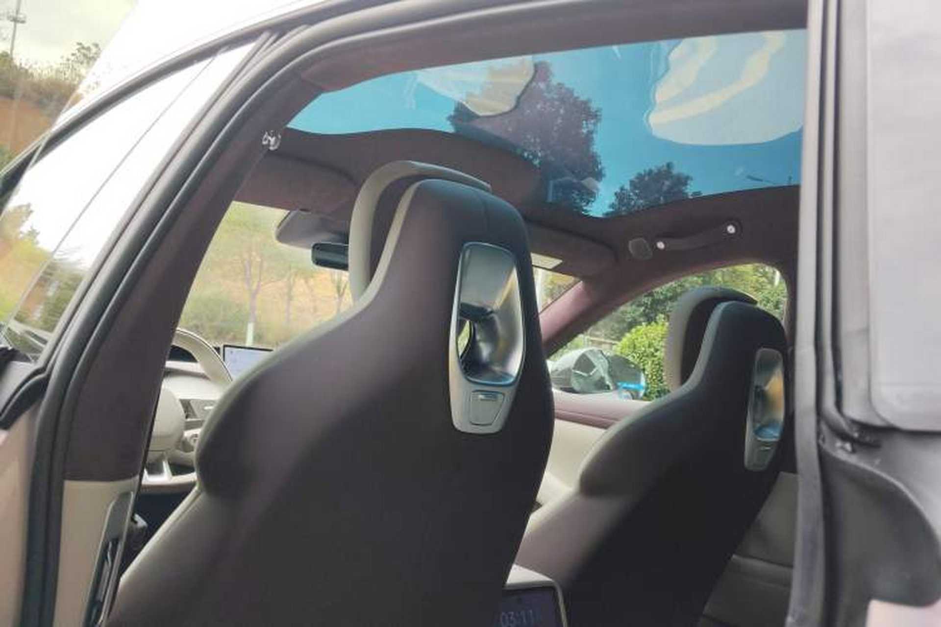 Used Xiaomi Auto YU7 2025 Ultra-Long Range High-Performance All-Wheel-Drive Max Edition Headliner