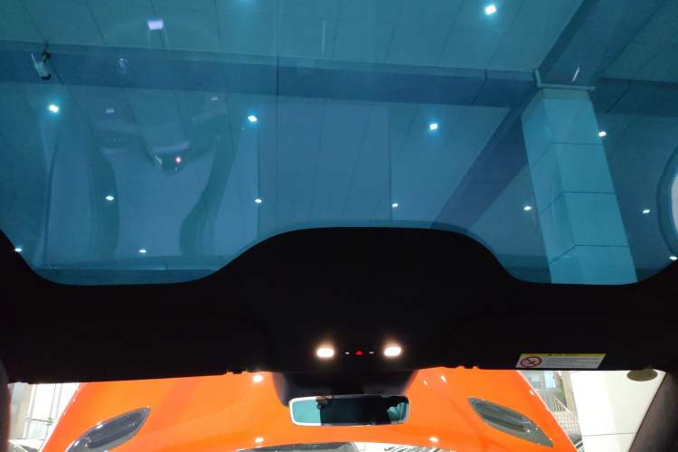 Used Xiaomi Auto YU7 2025 Ultra-Long Range High-Performance All-Wheel-Drive Max Edition Headliner