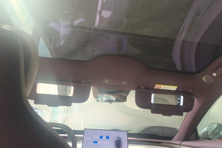 Used Xiaomi Auto YU7 2025 Ultra-Long Range All-Wheel Drive Pro Version Headliner