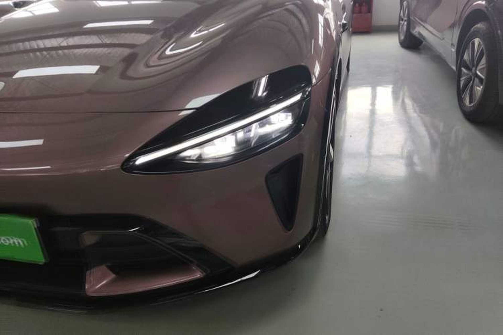 Used Xiaomi Auto YU7 2025 Ultra-Long Range High-Performance All-Wheel-Drive Max Edition Left Front Headlight