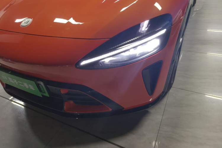 Used Xiaomi Auto YU7 2025 Ultra-Long Range High-Performance All-Wheel-Drive Max Edition Left Front Headlight