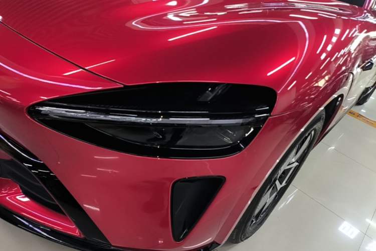 Used Xiaomi Auto YU7 2025 Ultra-Long Range High-Performance All-Wheel-Drive Max Edition Left Front Headlight