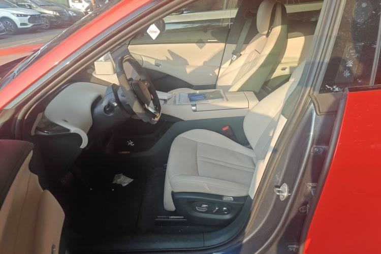 Used Xiaomi Auto YU7 2025 Ultra-Long Range High-Performance All-Wheel-Drive Max Edition Left Front Seat