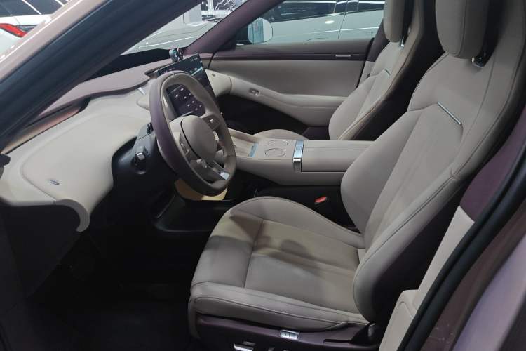 Used Xiaomi Auto YU7 2025 Ultra-Long Range All-Wheel Drive Pro Version Left Front Seat