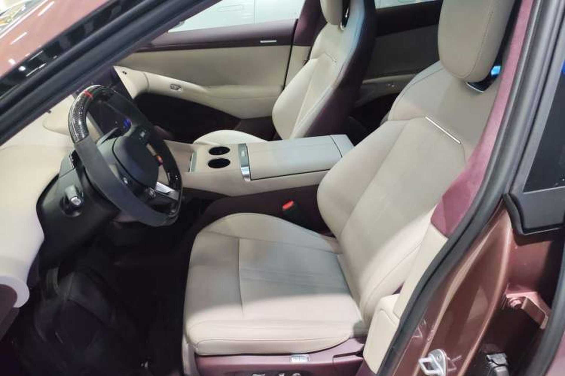 Used Xiaomi Auto YU7 2025 Ultra-Long Range High-Performance All-Wheel-Drive Max Edition Left Front Seat