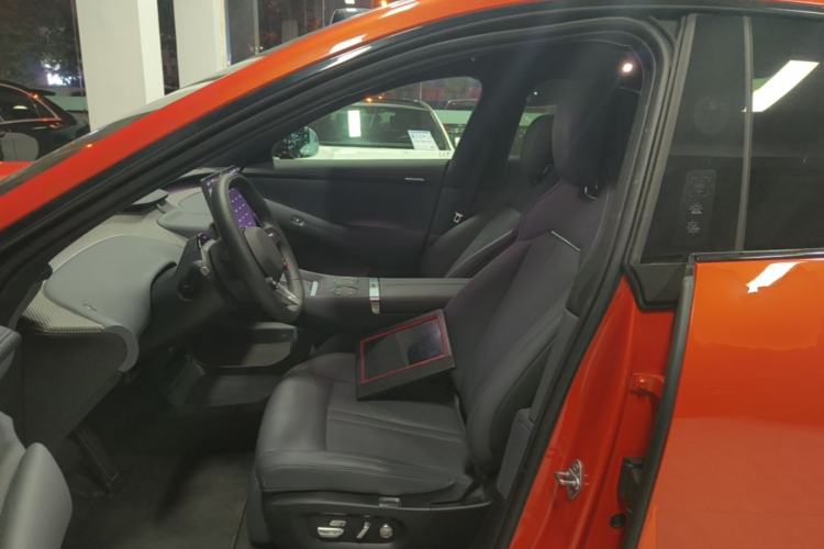 Used Xiaomi Auto YU7 2025 Ultra-Long Range High-Performance All-Wheel-Drive Max Edition Left Front Seat