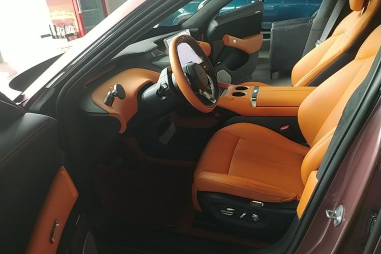 Used Xiaomi Auto YU7 2025 Ultra-Long Range High-Performance All-Wheel-Drive Max Edition Left Front Seat