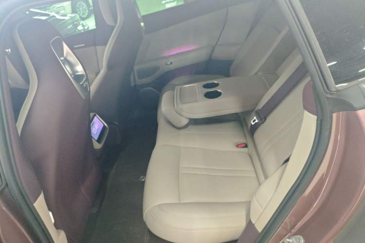 Used Xiaomi Auto YU7 2025 Ultra-Long Range All-Wheel Drive Pro Version Left Rear Seat