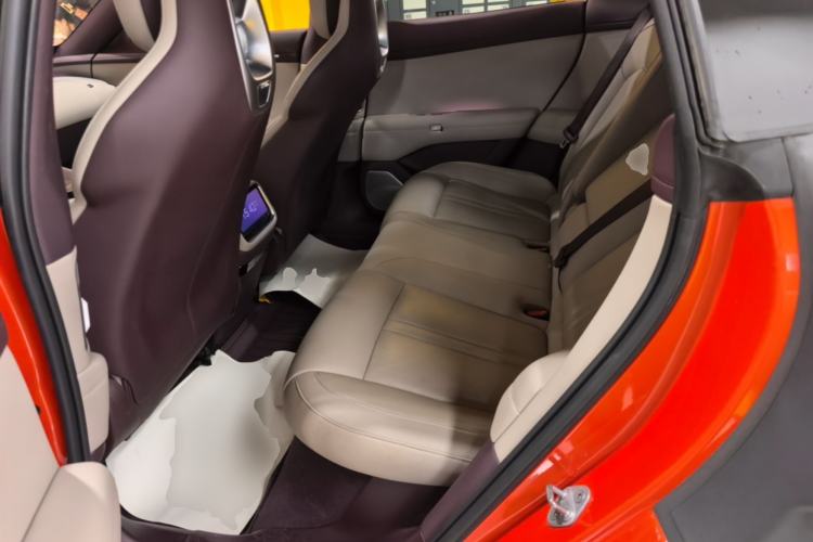 Used Xiaomi Auto YU7 2025 Ultra-Long Range Rear-Wheel Drive Version Left Rear Seat