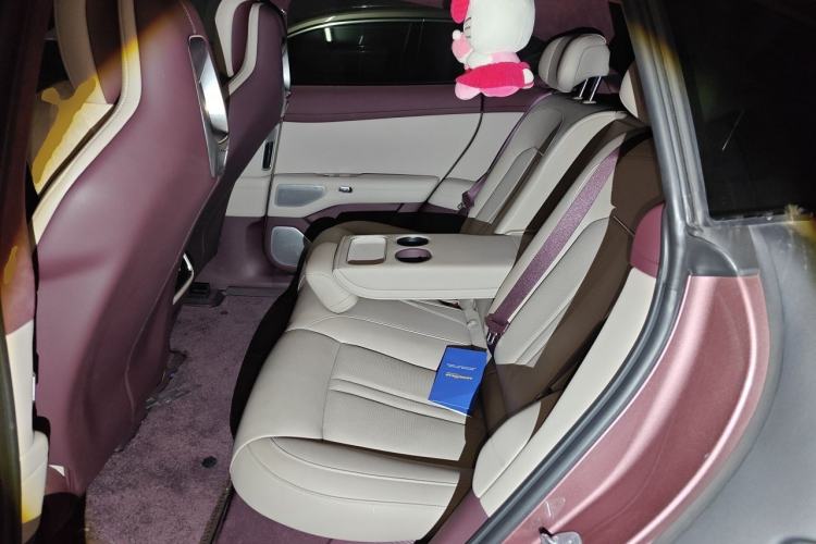 Used Xiaomi Auto YU7 2025 Ultra-Long Range High-Performance All-Wheel-Drive Max Edition Left Rear Seat