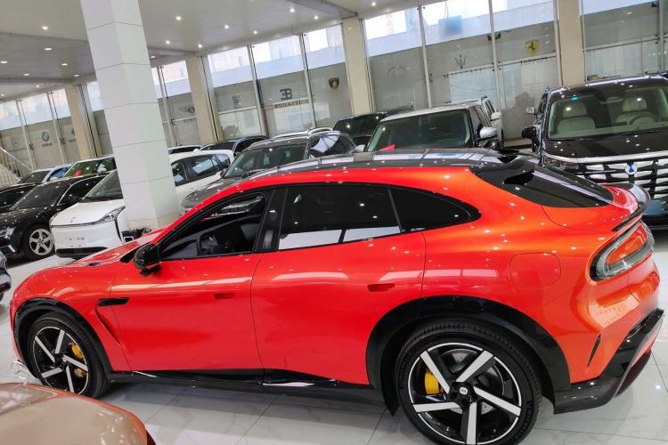 Used Xiaomi Auto YU7 2025 Ultra-Long Range High-Performance All-Wheel-Drive Max Edition Left Side