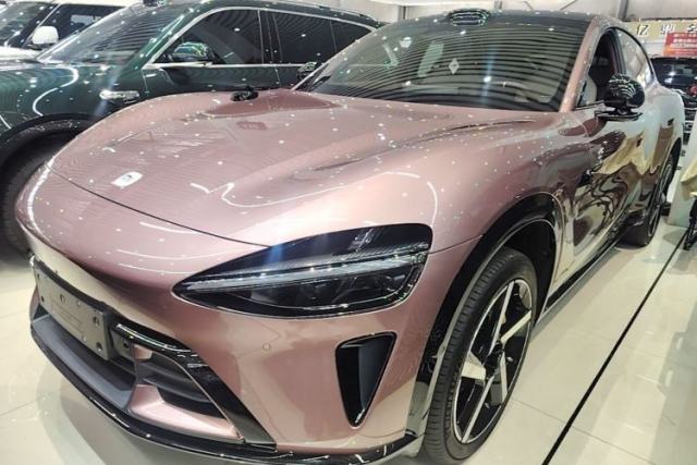 Used Xiaomi Auto YU7 2025 Ultra-Long Range High-Performance All-Wheel-Drive Max Edition