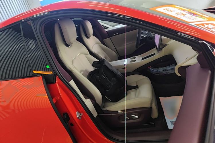 Used Xiaomi Auto YU7 2025 Ultra-Long Range High-Performance All-Wheel-Drive Max Edition Right Front Seat
