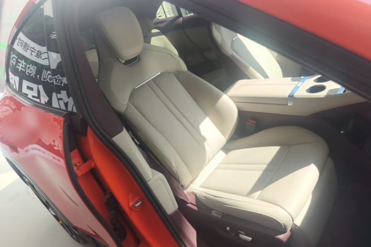 Used Xiaomi Auto YU7 2025 Ultra-Long Range All-Wheel Drive Pro Version Right Front Seat