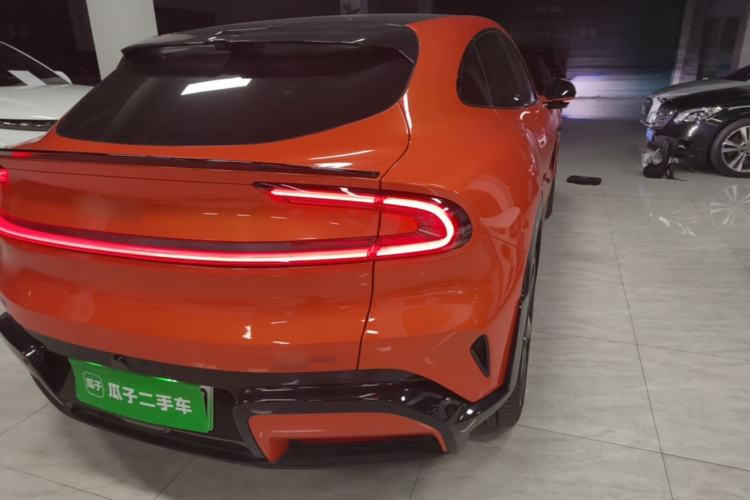Used Xiaomi Auto YU7 2025 Ultra-Long Range High-Performance All-Wheel-Drive Max Edition Right Rear Taillight